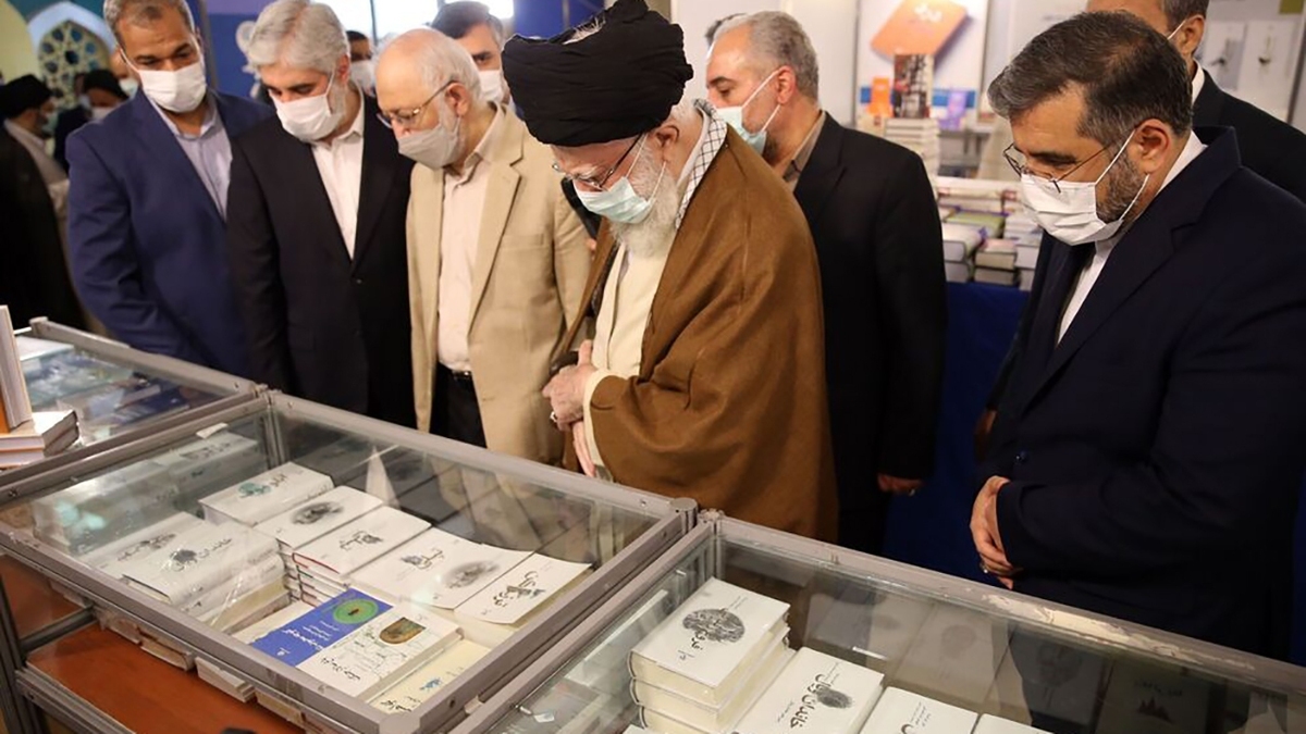 سی و چهارمین نمایشگاه بین المللی کتاب تهران - روز پنجم