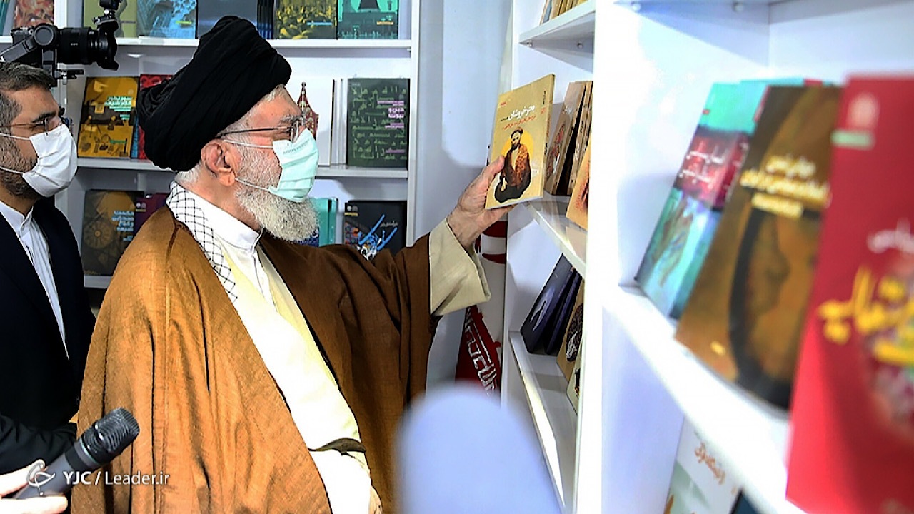 از حضور مقام معظم رهبری در نمایشگاه کتاب تا فروش ۱۰۰ میلیاردی ناشران