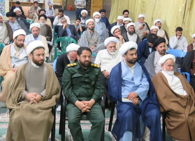 گردهمایی ائمه جمعه و جماعت شمال‌غرب شیراز برگزار شد