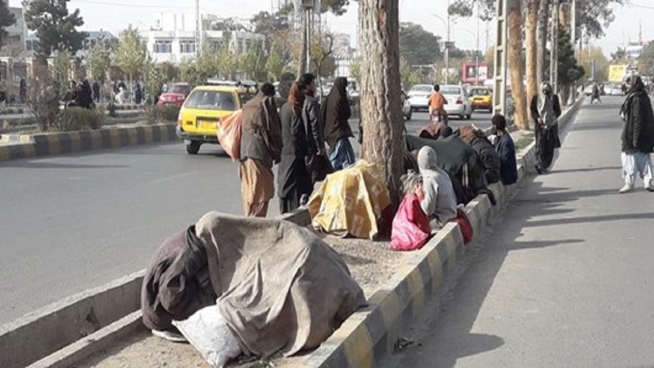 تجمع معتادان متجاهر و انباشت زباله سهم اهالی مارلیک شد