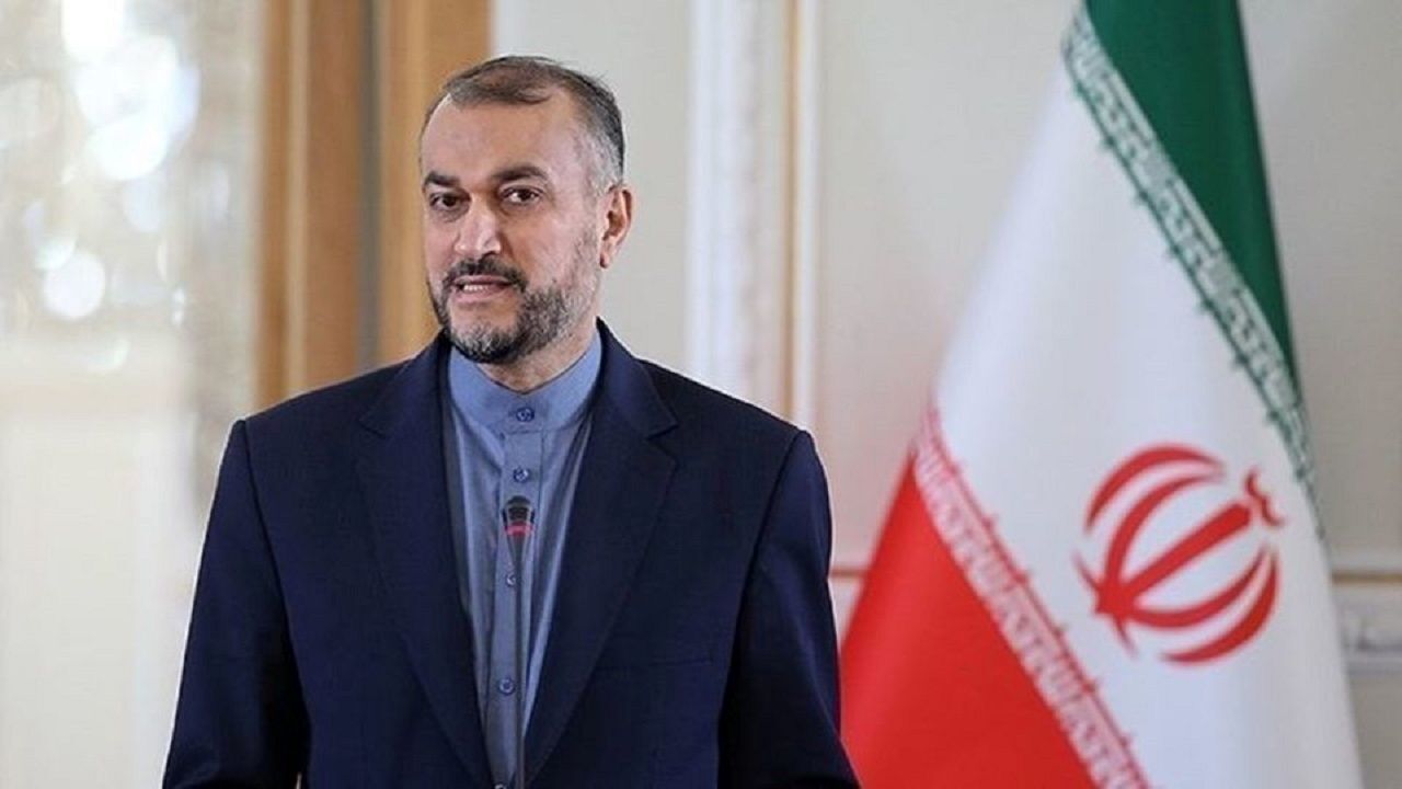 فردوسی به ما آموخت عشق به وطن مقدم بر هر امر دیگر است