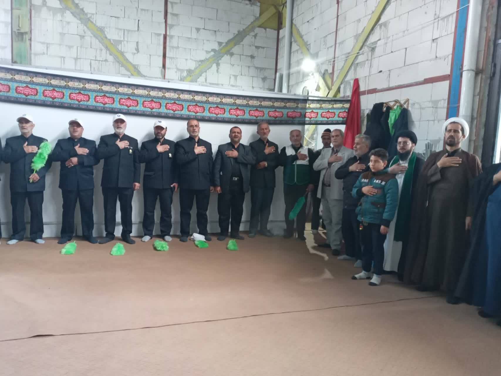 مراسم سینه زنی
