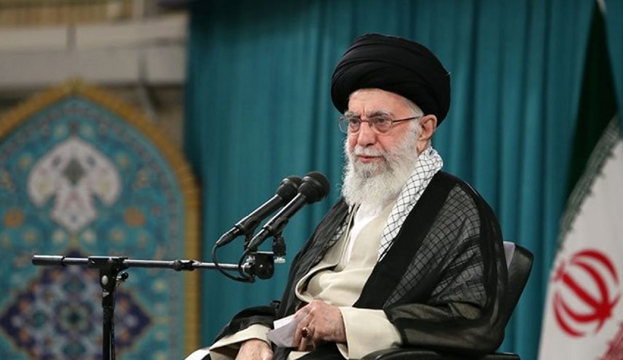 هدف حج اتحاد امت اسلامی در مقابل کفر، ظلم، استکبار و بت‌های بشری و غیربشری است