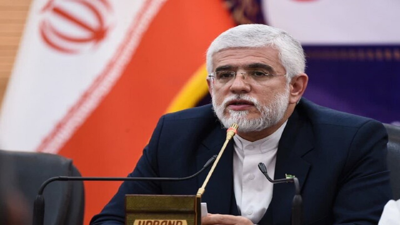 هلدینگ خلیج فارس سهامدار پتروشیمی گلستان