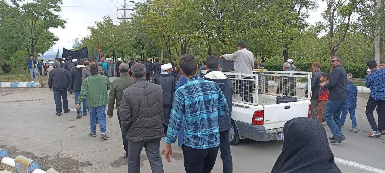 دسته عزاداری در روز شهادت امام جعفر صادق(ع)