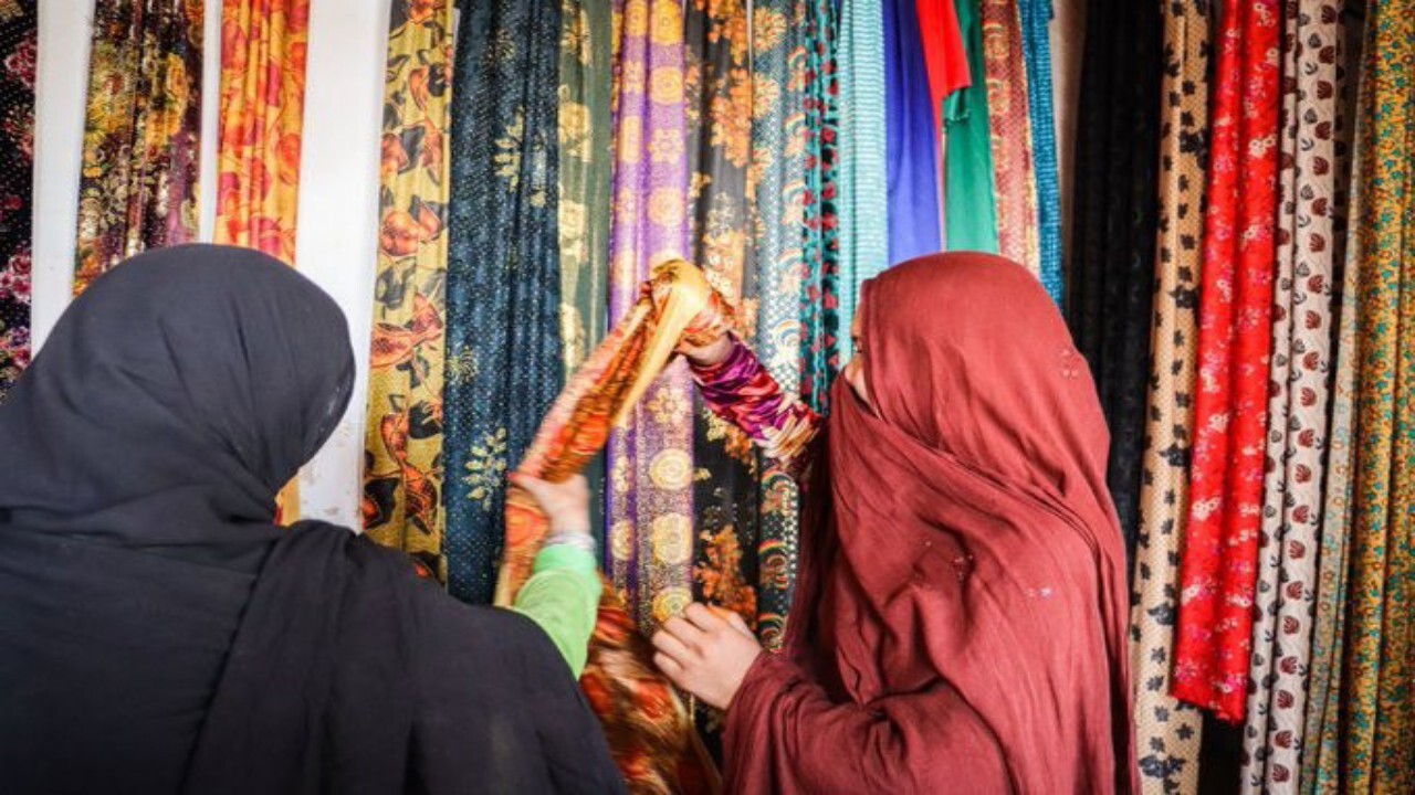 ایجاد ۳۴ هزار شغل تجاری برای زنان در افغانستان