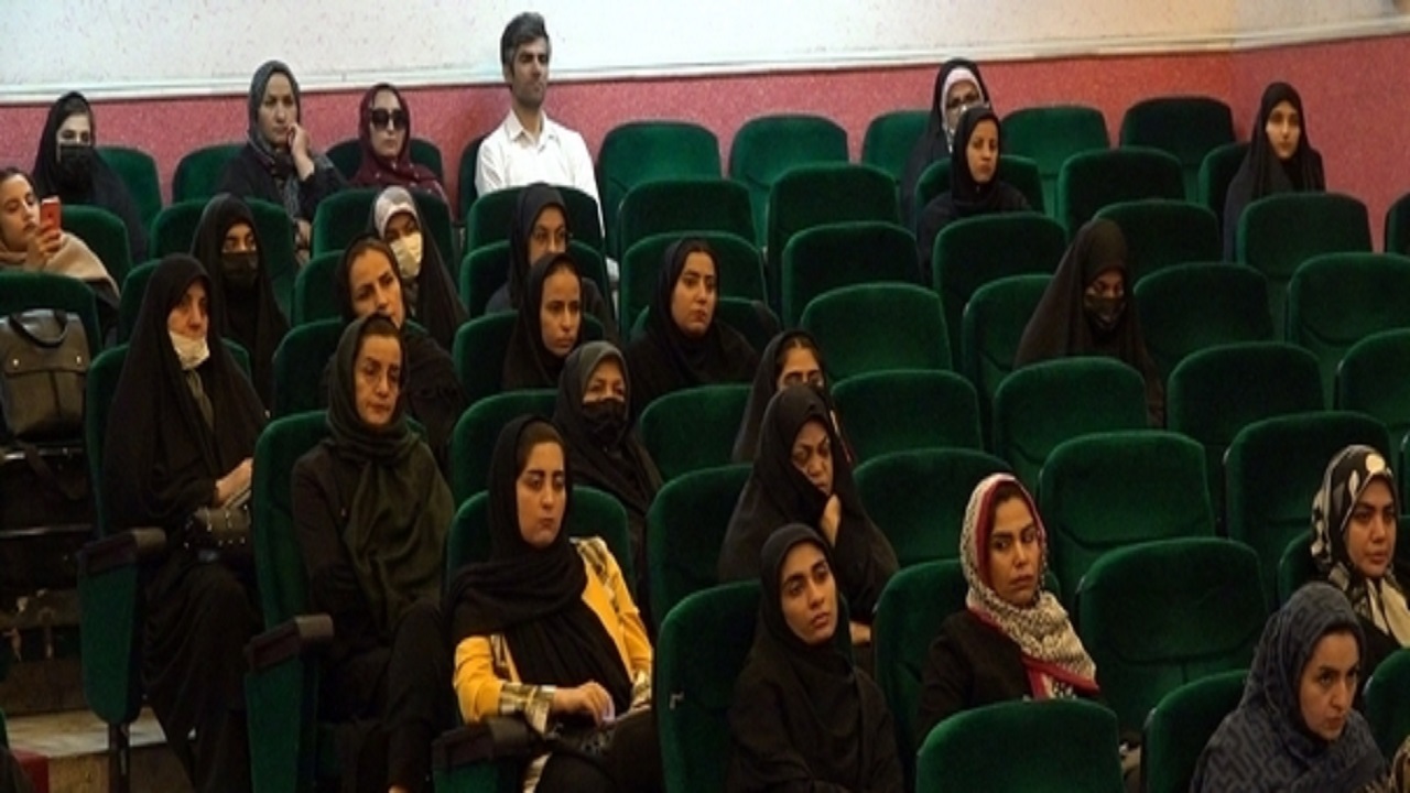 آغاز همایش آموزش پیش از ازدواج در قم