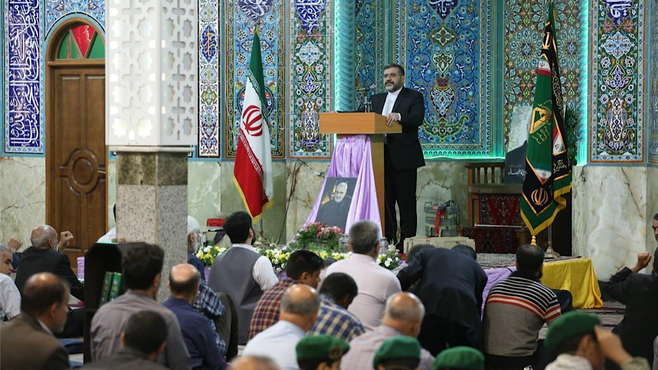 مساجد مهمترین سرمایه نهضت اسلامی است