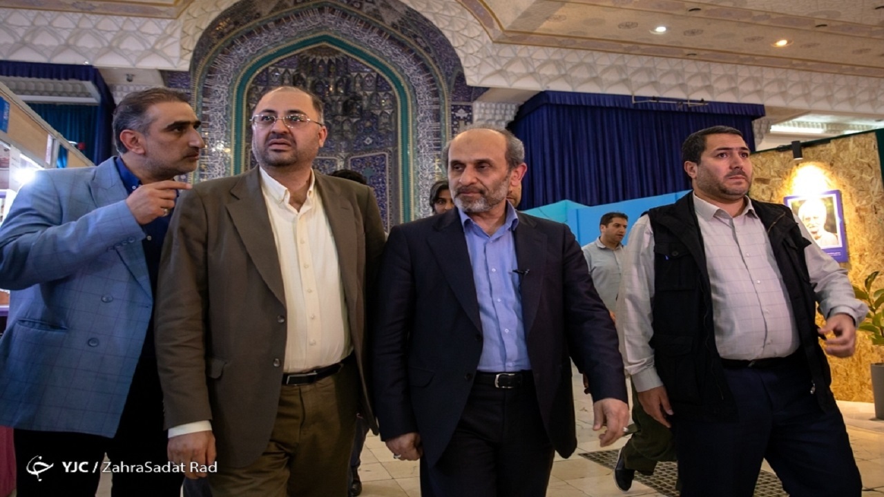 از حضور رئیس رسانه ملی در نمایشگاه تا فروش ۲۰۰ میلیاردی کتاب