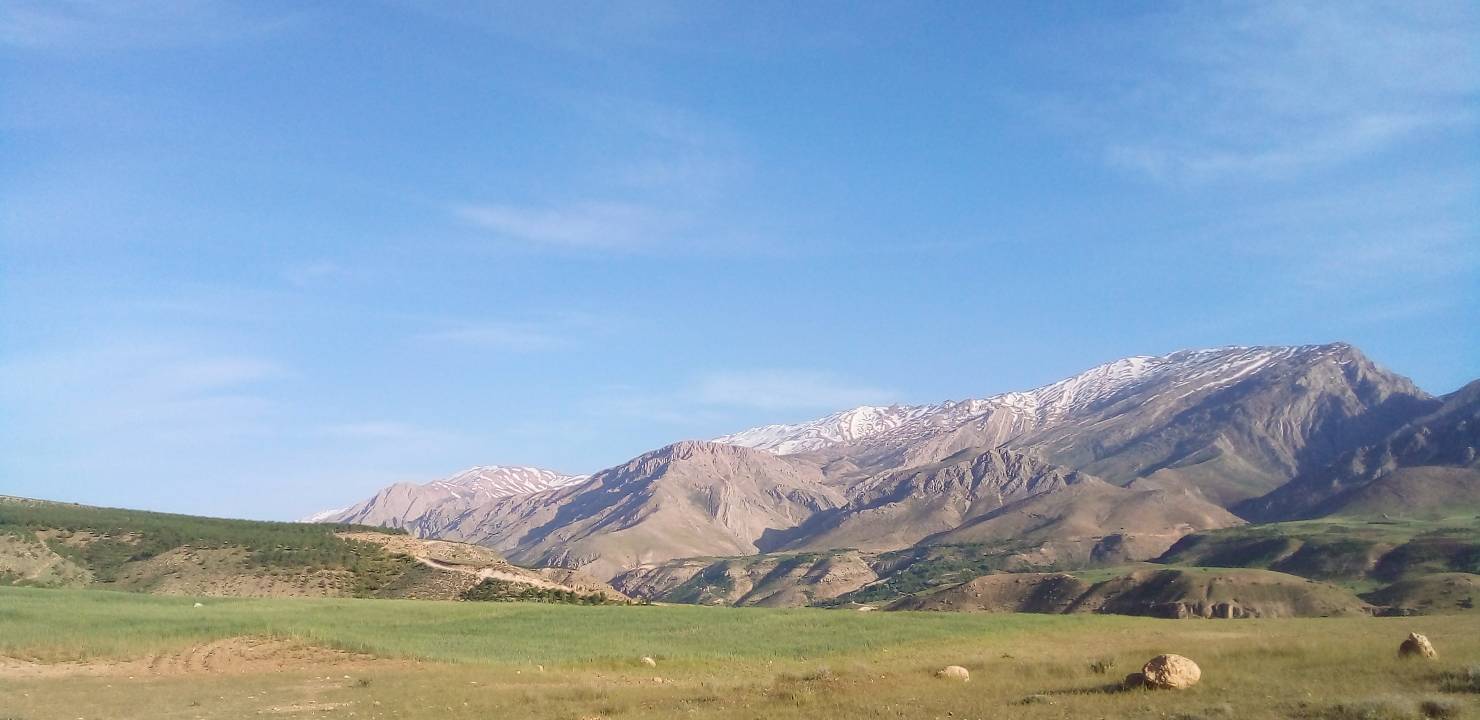 روستای جغدان به وقت بهار