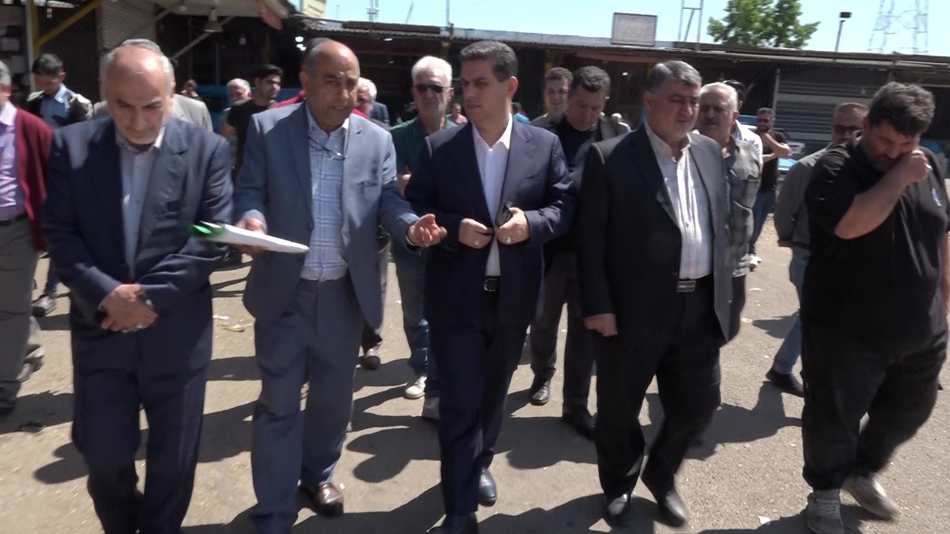 انتقال میادین میوه و تره بار شهر رشت به جاده تهران