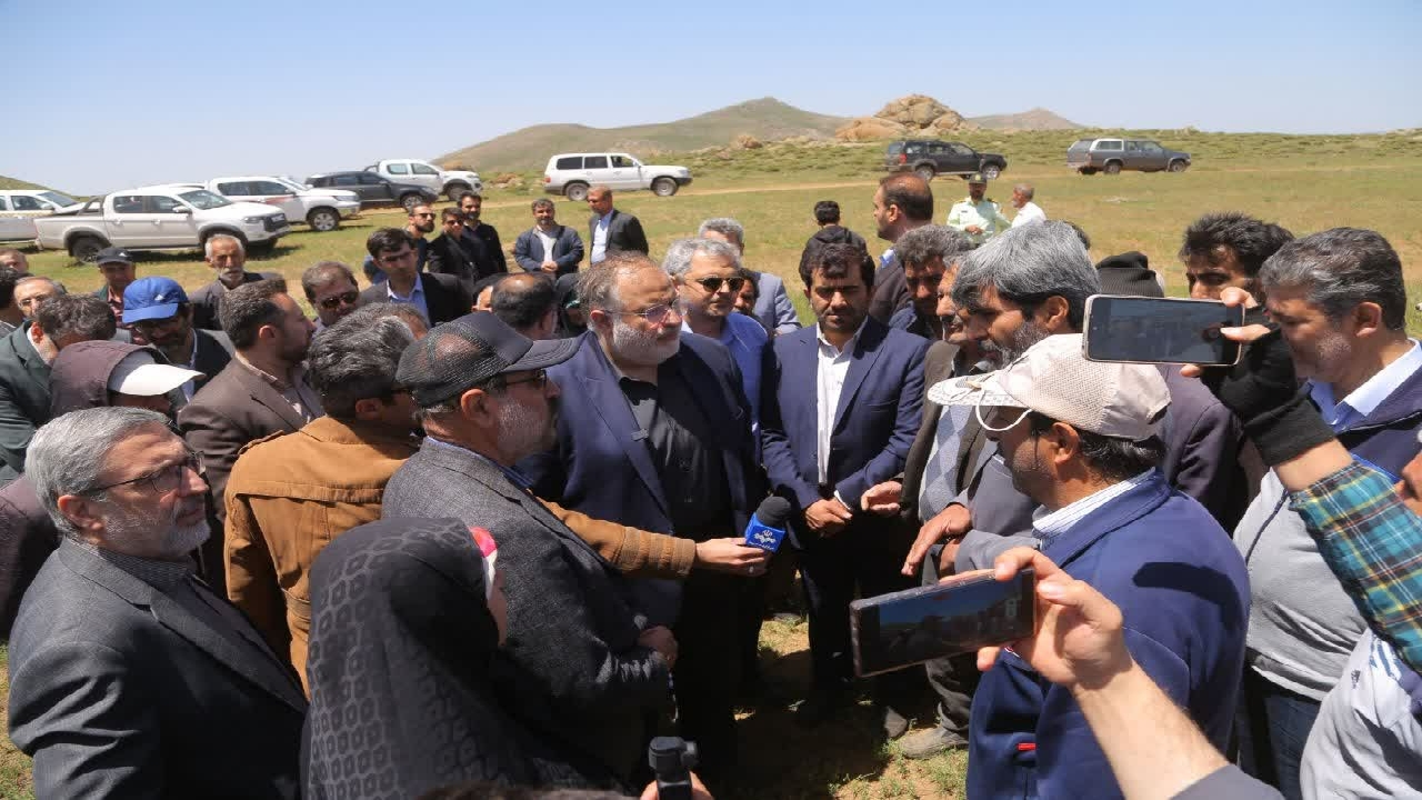 بازدید استاندار قزوین از منطقه طارم سفلی