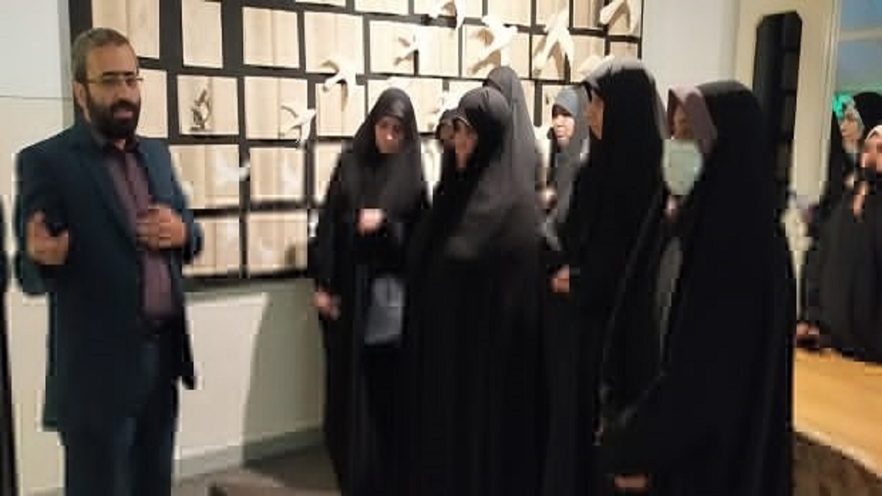 بازدید رئیس فراکسیون زنان مجلس شورای اسلامی از خانه موزه شهیدان زین‌الدین