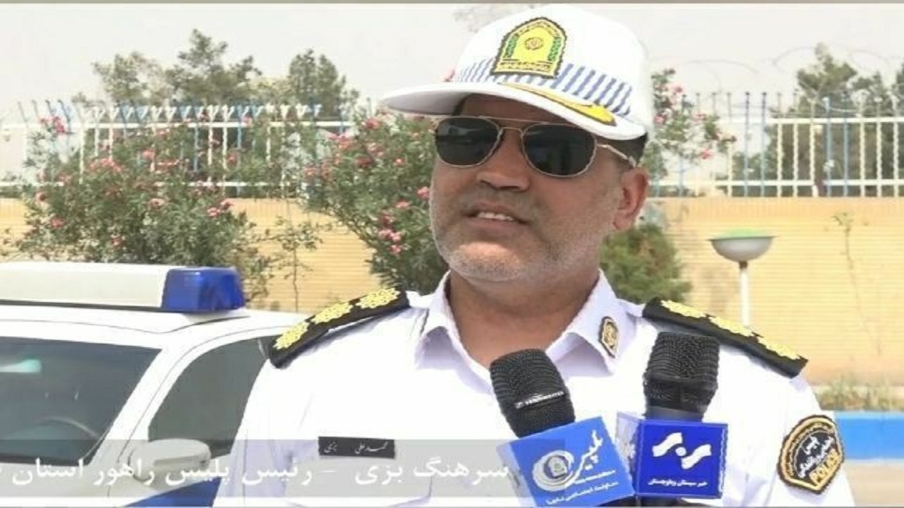 برخورد قاطع با تخلف حادثه ساز استفاده از تلفن همراه در حین رانندگی در سیستان و بلوچستان