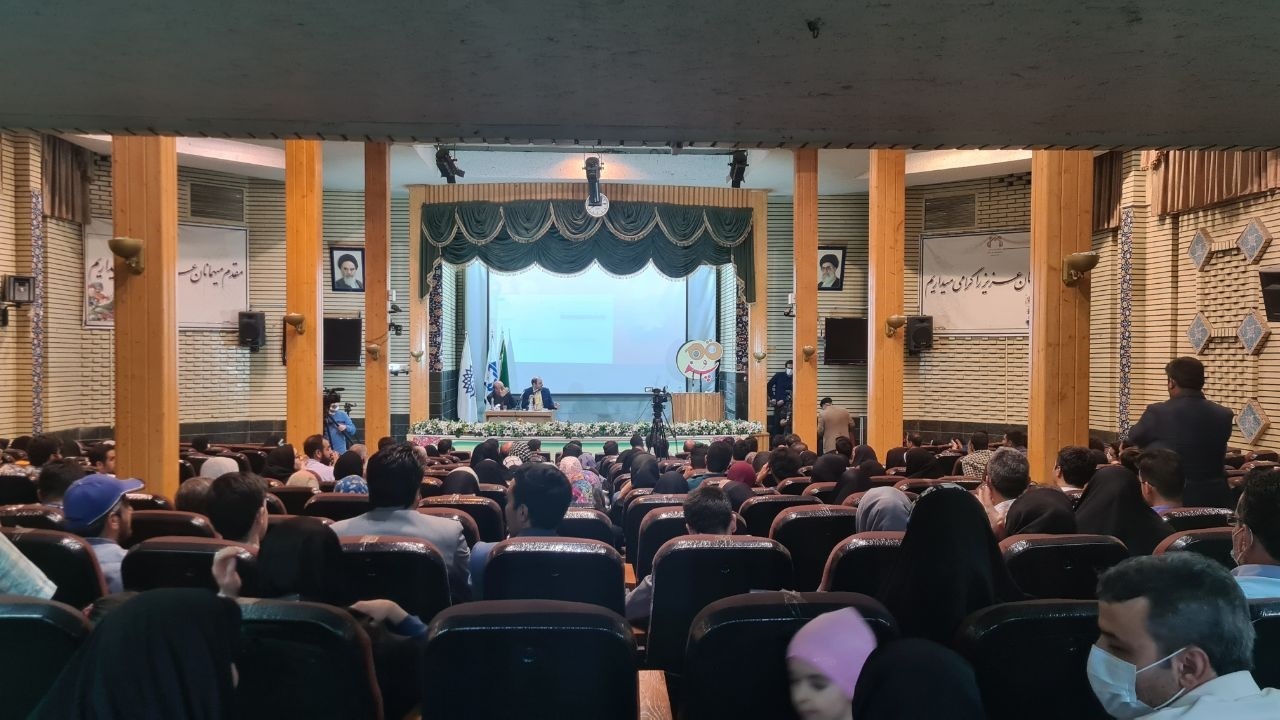 قمپز شاسی بلند بگیر‌ها +فیلم