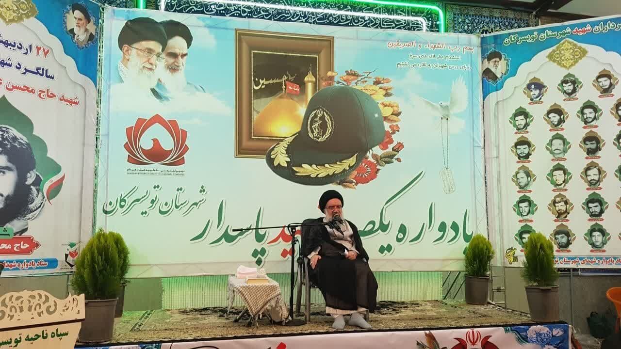 اتحاد و انسجام ملت ایران سد محکمی در برابر اهداف دشمن