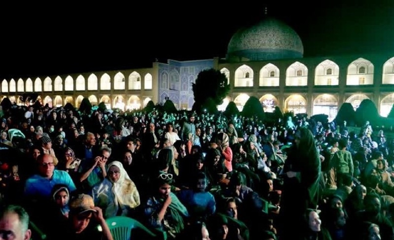 برگزاری جشن روز دختر در میدان امام اصفهان
