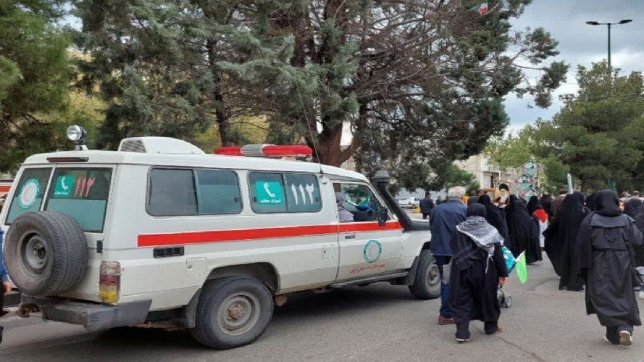 ارائه خدمات هلال احمر قزوین به ۱۲۰۰ نفر در نماز عید فطر