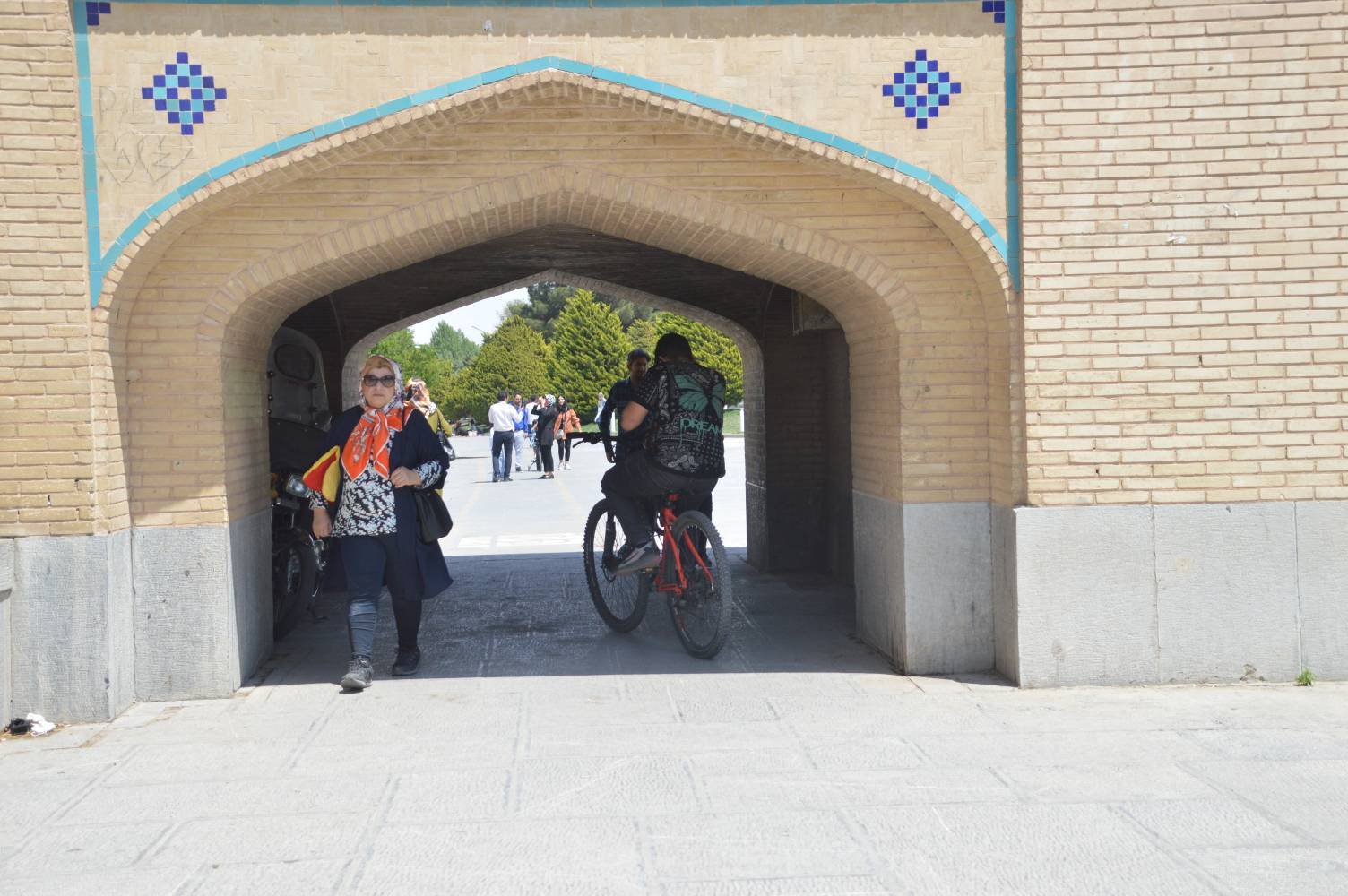 مسافران در اصفهان