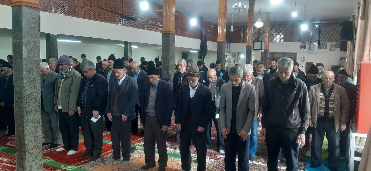 اقامه نماز عید فطر در خلخال