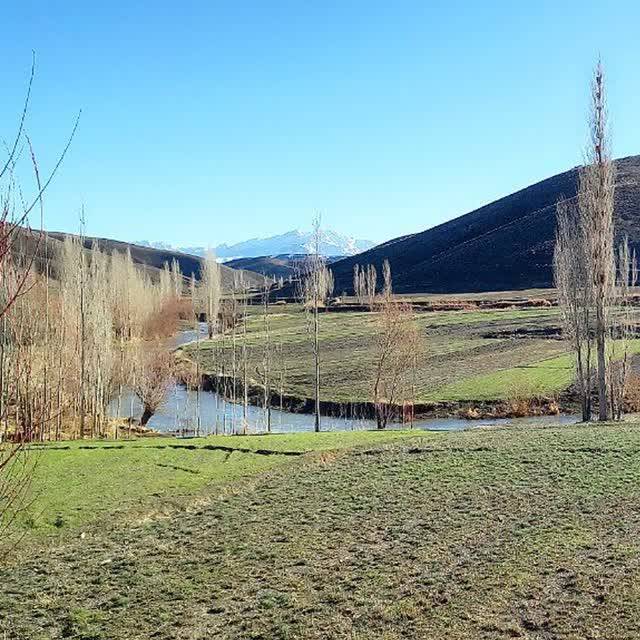 رخ نمایی بهار در بویین میاندشت