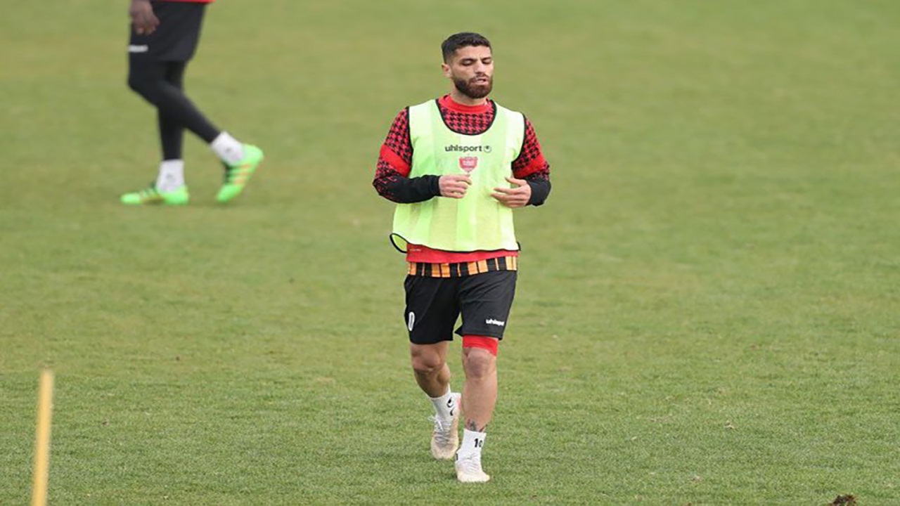 سرلک، اولین تلفات پرسپولیس در دربی