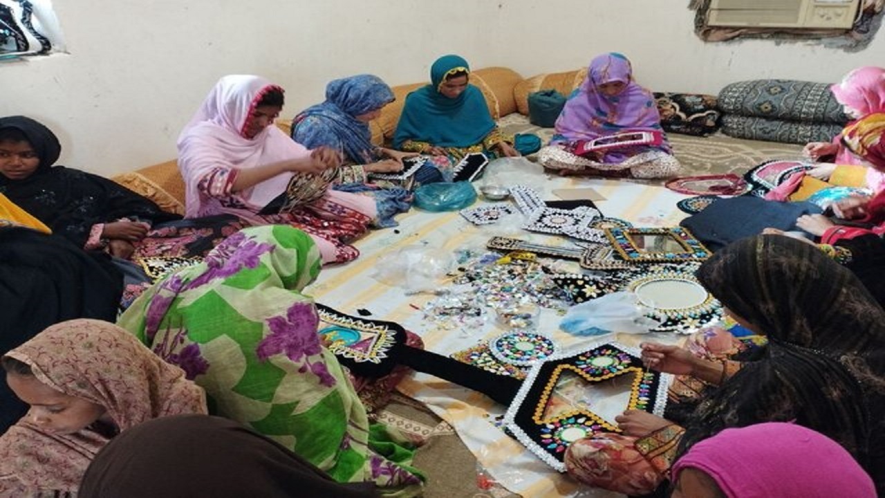 تشکیل ۸ صندوق خرد زنان روستایی در شهرستان فنوج