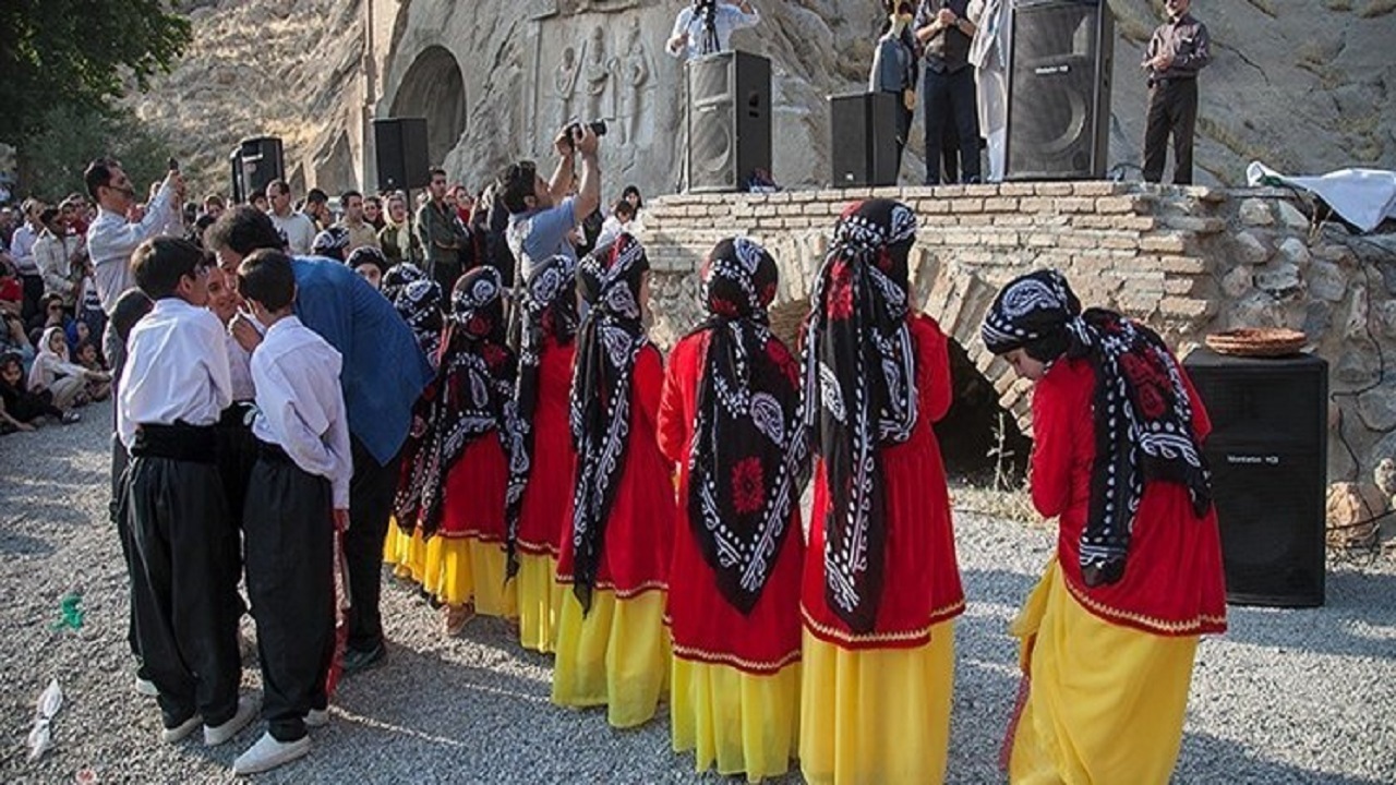 برگزاری جشن بزرگ روز دختر در محوطه آثار تاریخی طاق‌بستان