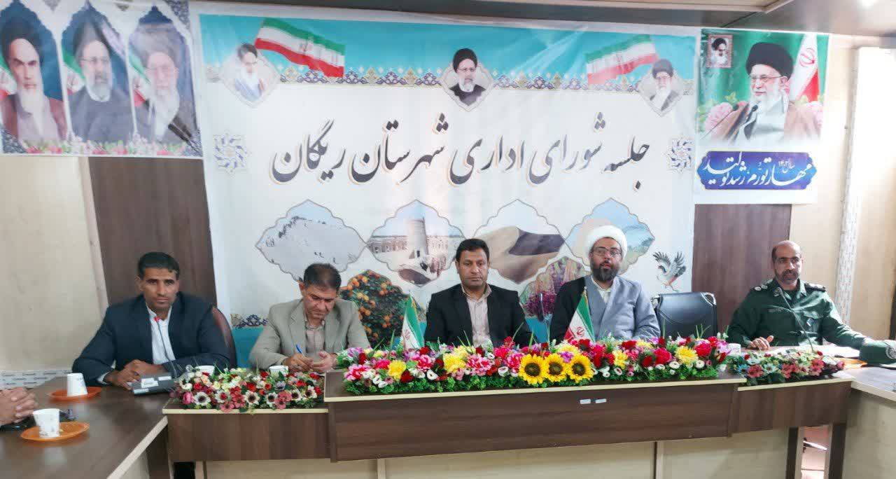 کاهش نارضایتی‌های مردمی از ادارات در اولویت کار‌های مدیران باشد