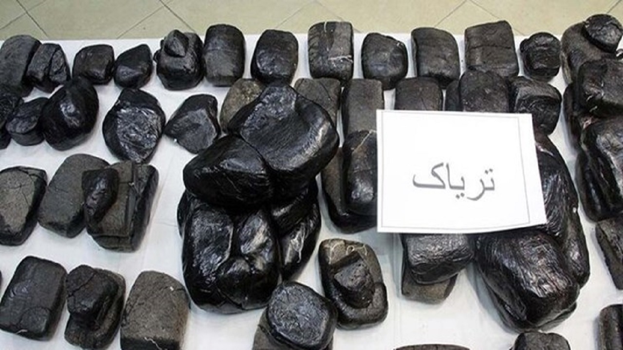 کشف ۲۰۶ کیلوگرم تریاک ازیک دستگاه سواری پژو ۴۰۵ درشهرستان زابل
