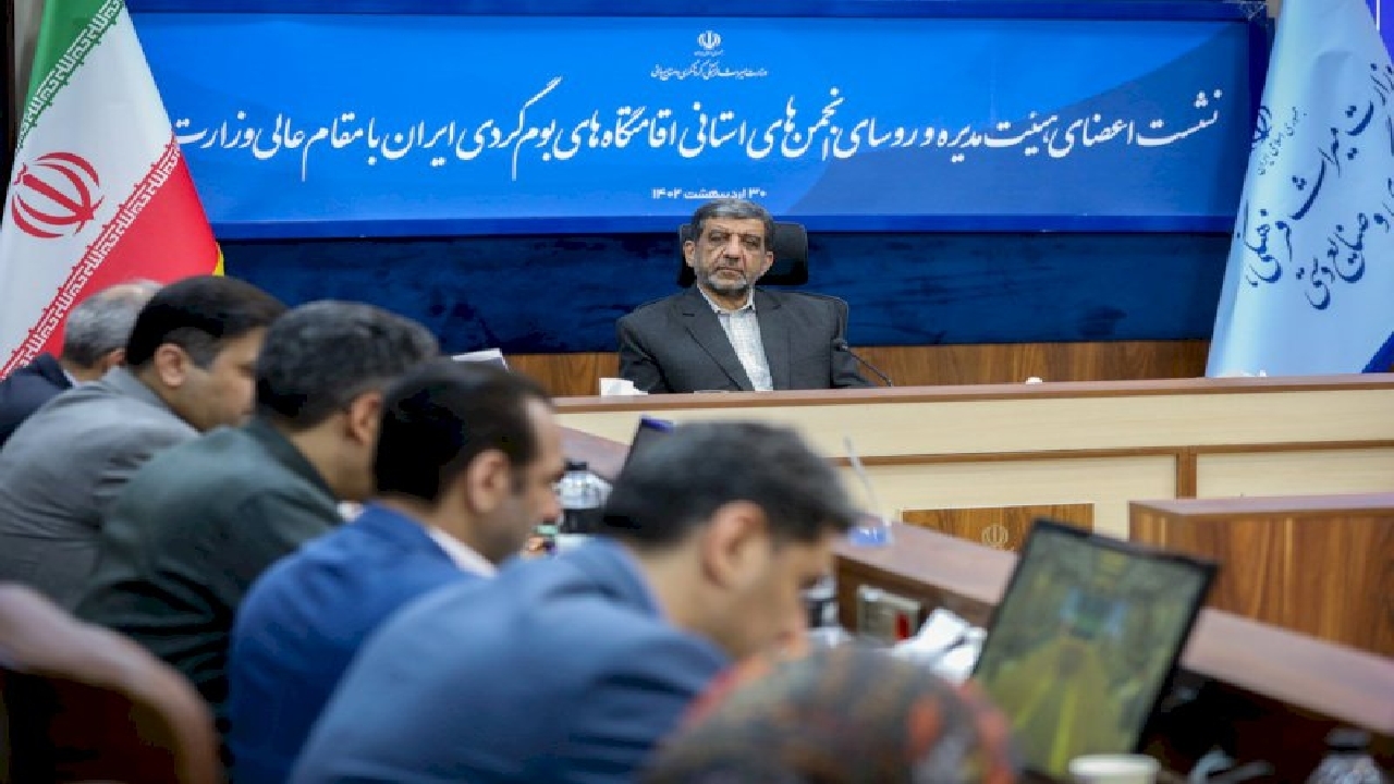 معرفی هرچه بهتر فرهنگ غنی ایرانی با معرفی صحیح فرهنگ