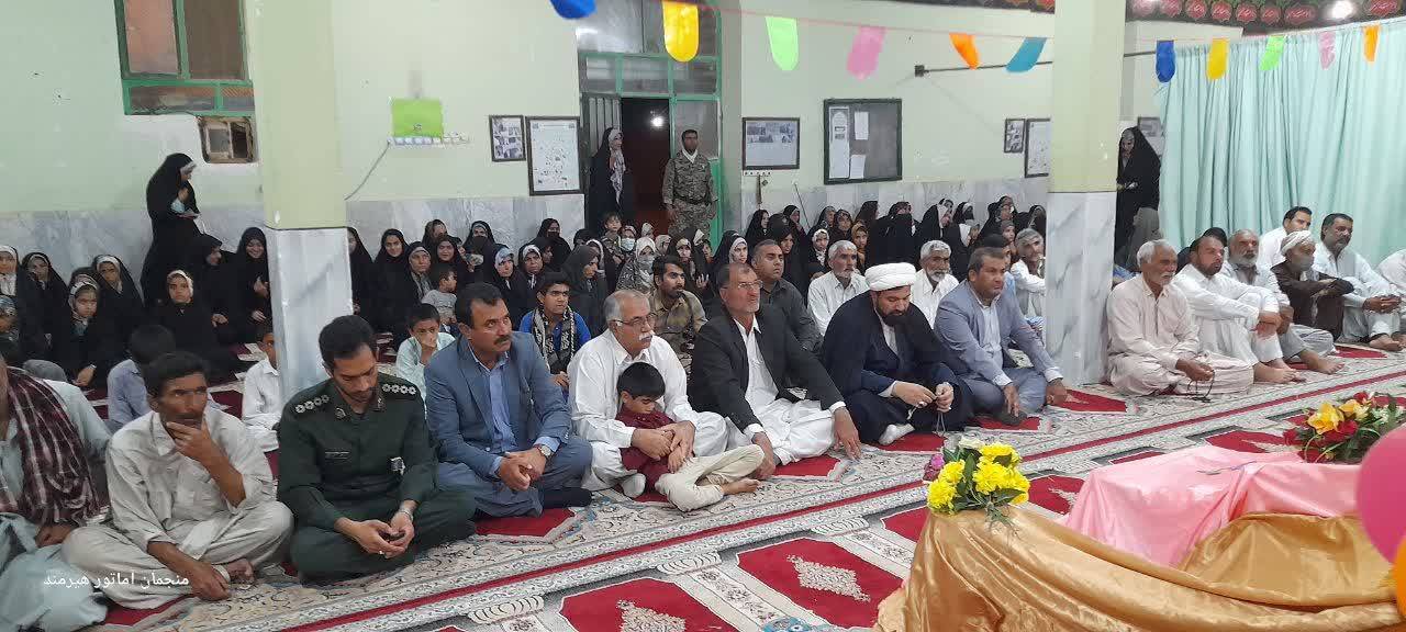 حضور باشکوه مردم در جشن میلاد