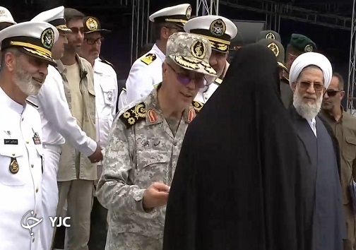 تجلیل از خانواده شهید علی محمودی تختی