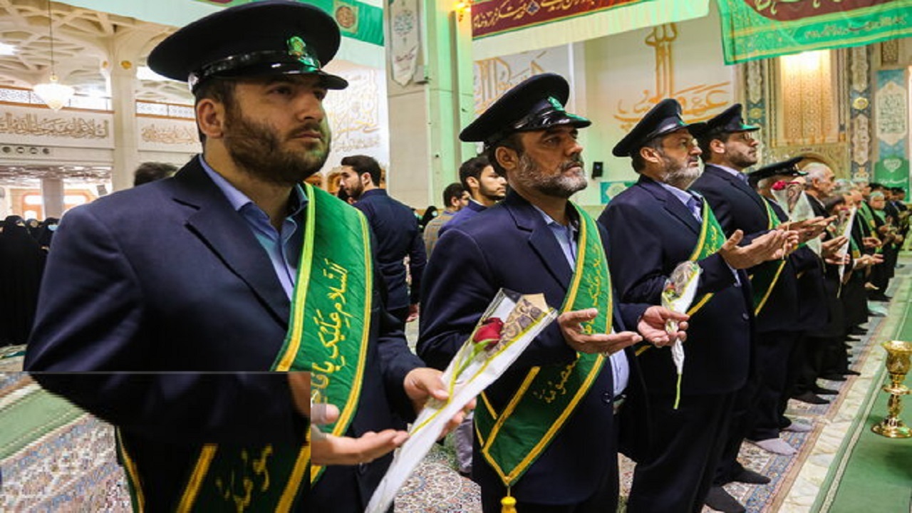 آئین خطبه خوانی خادمان در حرم بانوی کرامت برگزار شد