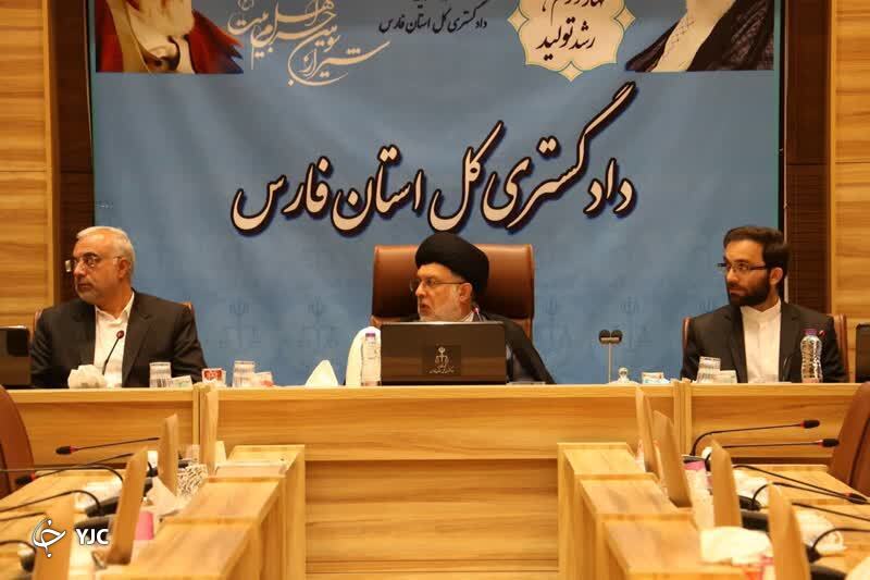 رسیدگی به پرونده قصور در حادثه تروریستی حرم شاهچراغ(ع)، در دادسرای نظامی فارس