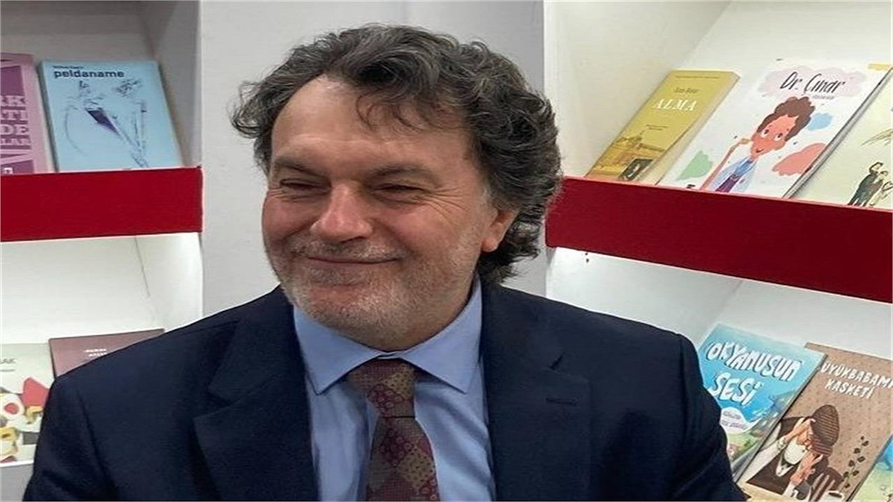 جان کلام اشعار کلاسیک ایران ترجمه‌ناپذیر است