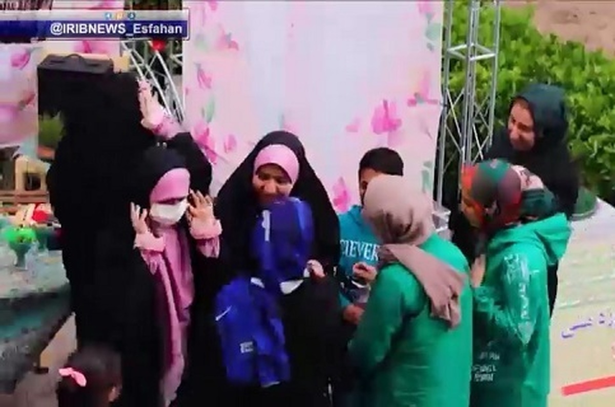 پویش فرشتگان سرزمین من با هدف تشویق گردشگران به رعایت حجاب