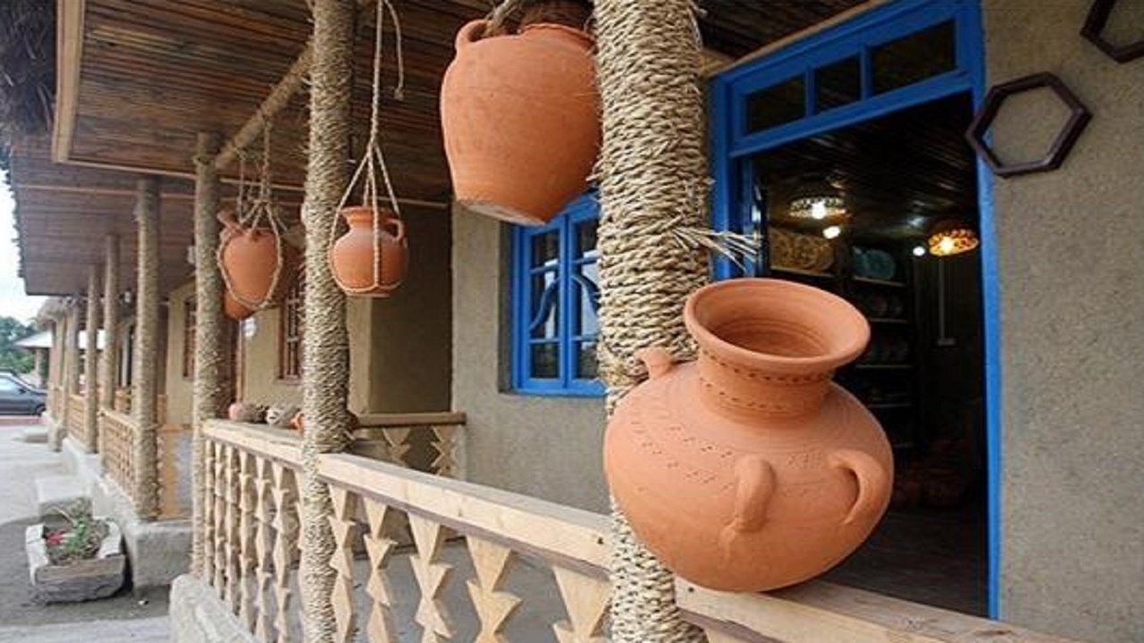 حضور بیش از ۵۰۰ هنرمند فعال در تولید صنایع‌دستی رامسر