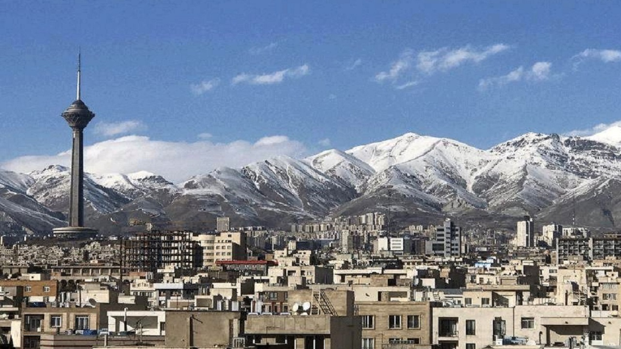 هوای تهران در مرز پاکی قرار دارد