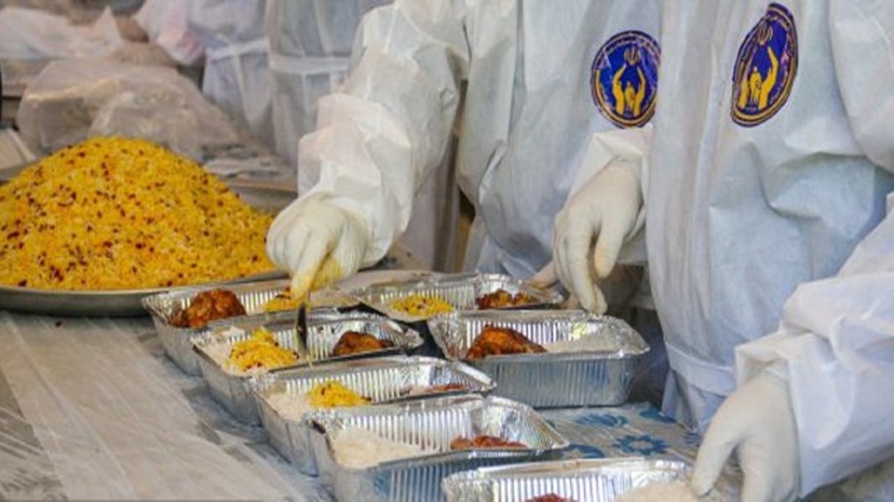 توزیع بیش از ۸۳ هزار پرس غذای گرم بین نیازمندان قائمشهر
