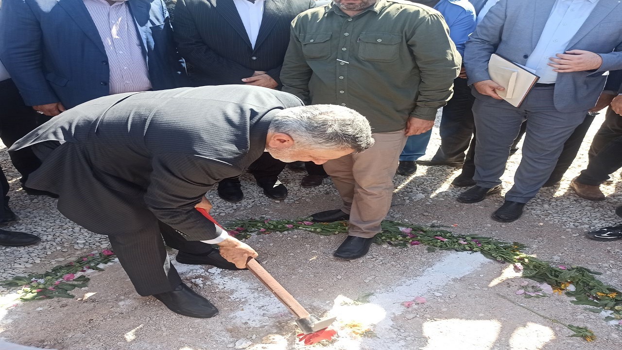 واحد تبخیر کلر مایع پتروشیمی آبادان کلنگ زنی شد