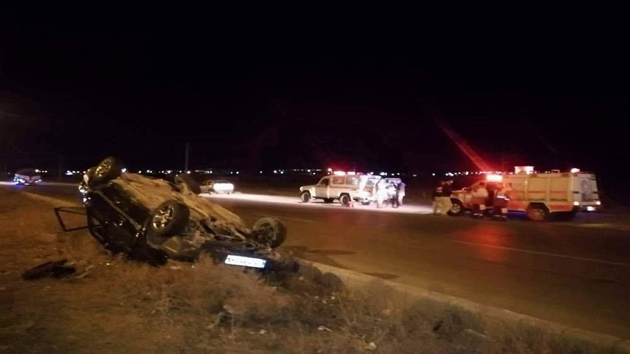 مصدوم شدن ۳ نفر در پی واژگونی پراید در کلاله