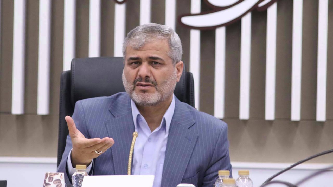 دادستان‌ها با افراد سودجو که به دنبال قیمت سازی و ایجاد انحصار برای کالا‌ها هستند برخورد کنند