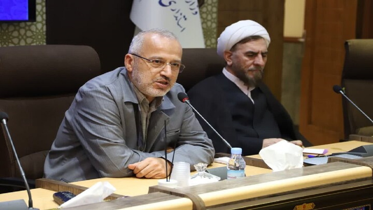 سپرده‌های مردم قم در بانک‌های خصوصی باید در استان مصرف شود