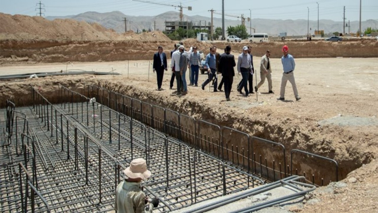 اولتیماتوم معاون عمرانی استاندار مرکزی به پیمانکار طرح مسکن ۸۱۰۰ واحدی اراک