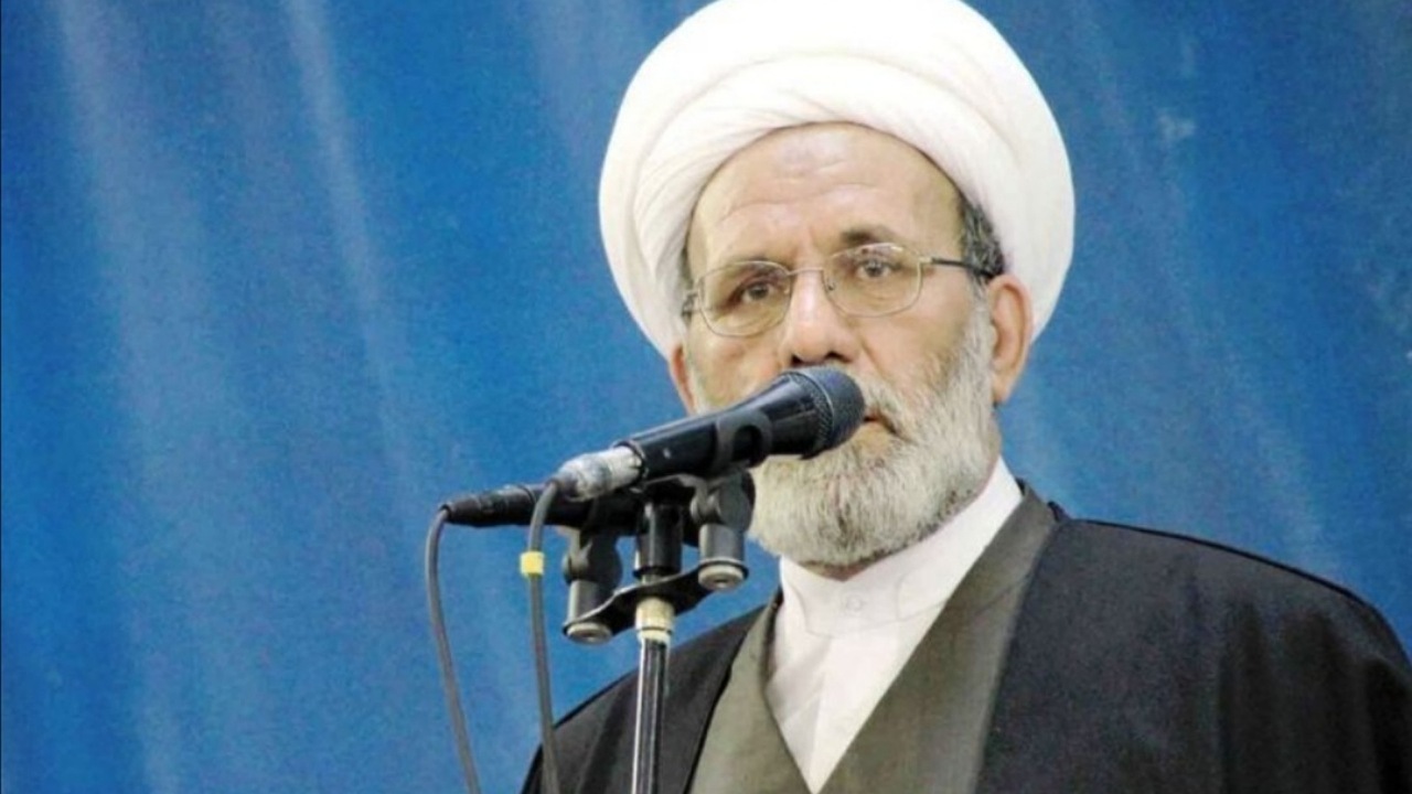 شرط رهایی کشور از مشکلات وحدت و اطاعت از ولی‌فقیه است