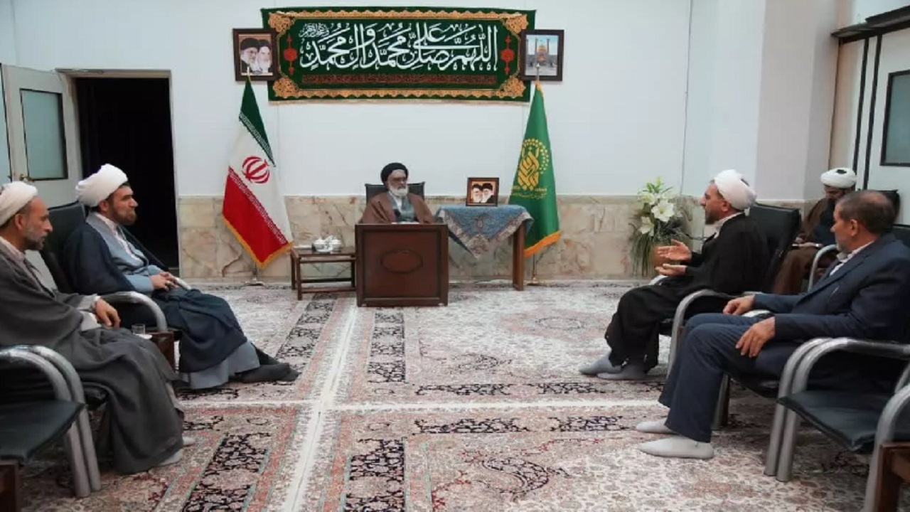 دستگاه‌ها فراتر از وظیفه برای قانون عفاف و حجاب تلاش کنند