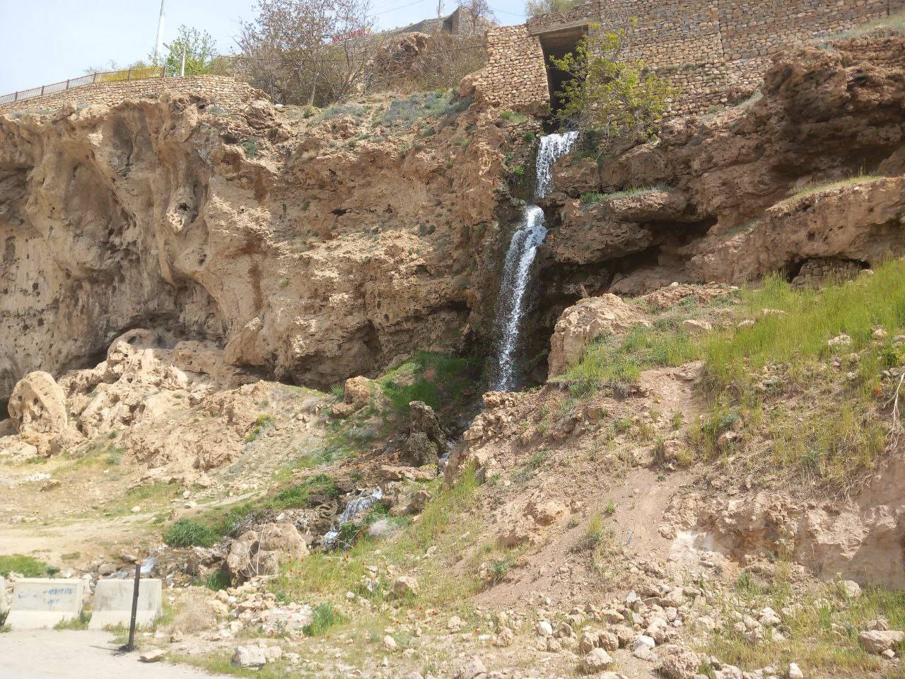 آبشار فصلی سمیرم