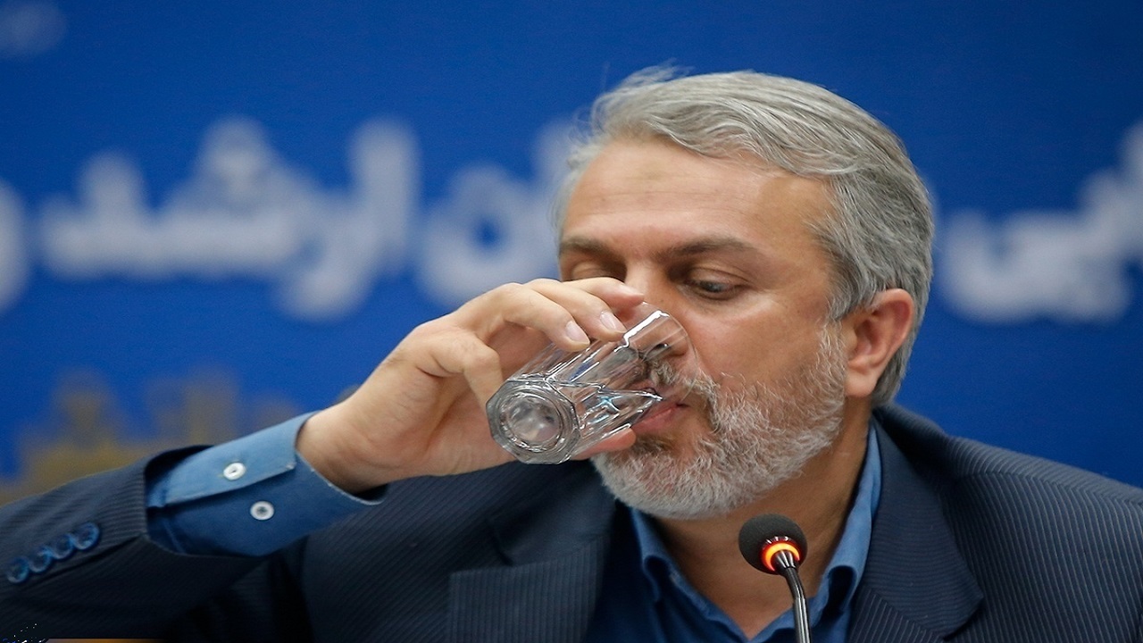 پیشنهاد دولت برای تعویق جلسه استیضاح فاطمی امین