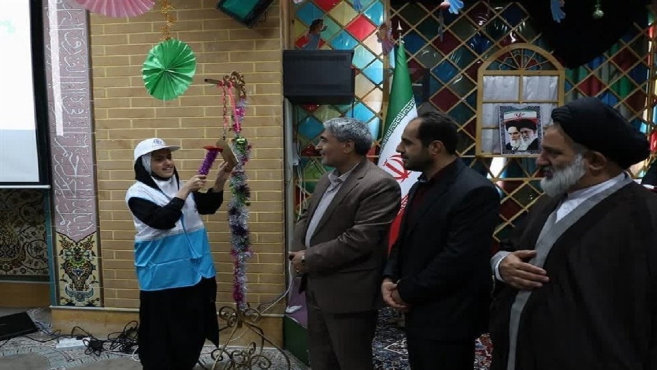 نواخته شدن زنگ سلامت در مدارس قم